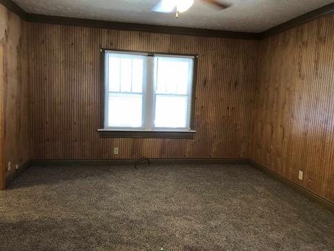 312 S St, Bedford, IN 47421 photo 3