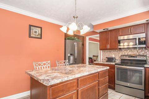 12282 Cavalry Ct, Granger, IN 46530 photo 10