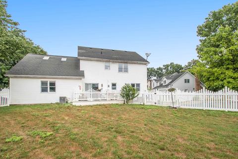 12282 Cavalry Ct, Granger, IN 46530 photo 4