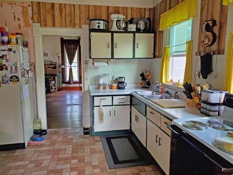 910 E 900 N, Mays, IN 46155 photo 12