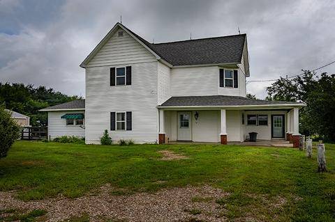 15460 Chauncey Rd, Sumner, IL 62466 photo 2