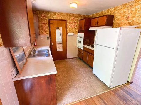 3222 E Dublin Pike, New Castle, IN 47362 photo 9