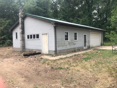 11085 E Division Rd, Knox, IN 46534 photo 4