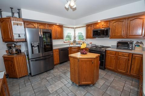 11060 Anderson Rd, Granger, IN 46530 photo 4