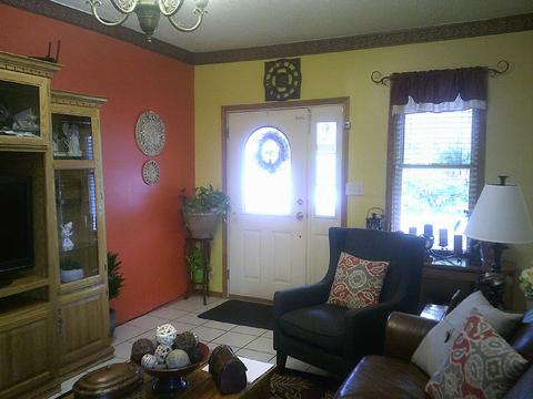 123 E Maple St, Bremen, IN 46506 photo 2