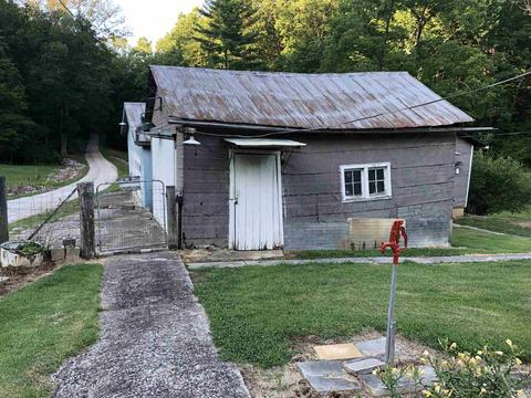 134 Frank Dumond Rd, Mitchell, IN 47446 photo 4