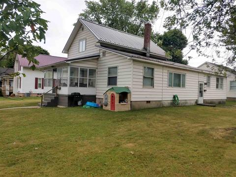 357 W Walnut St, Nappanee, IN 46550 photo 1