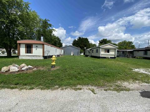 211 Grant St, Windfall, IN 46076 photo 2