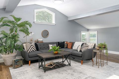 52985 Ash Rd, Granger, IN 46530 photo 4