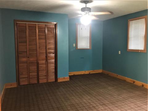 4 E Maple St, Washington, IN 47501 photo 14