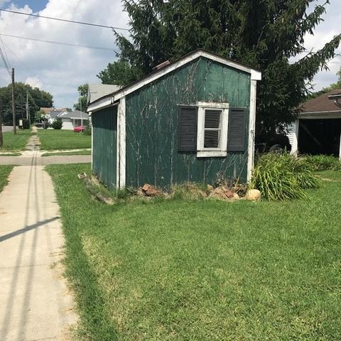 4 E Maple St, Washington, IN 47501 photo 5