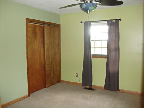 11702 N 700 E, Odon, IN 47562 photo 10