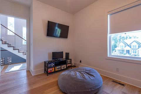 2535 E Manor Ct, Bloomington, IN 47401 photo 5