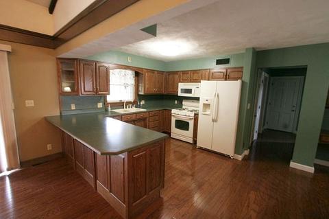 1305 Robert St, Jasper, IN 47546 photo 13