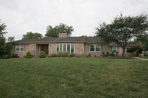 1305 Robert St, Jasper, IN 47546 photo 1