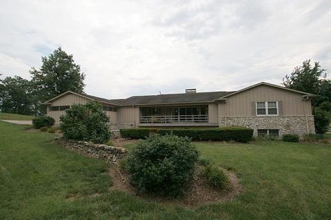 1305 Robert St, Jasper, IN 47546 photo 5