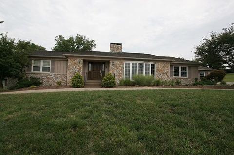 1305 Robert St, Jasper, IN 47546 photo 3