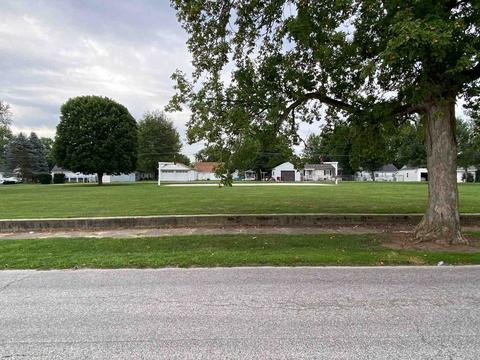 923 E 28th St, Marion, IN 46953 photo 17