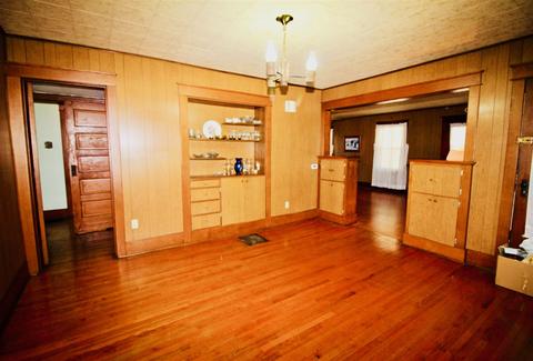 206 W Front St, Delphi, IN 46923 photo 9