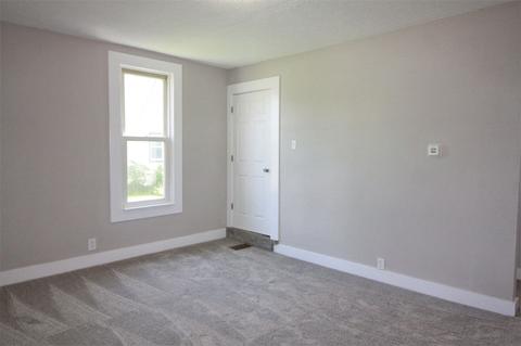 305 E Main St, Chalmers, IN 47929 photo 6
