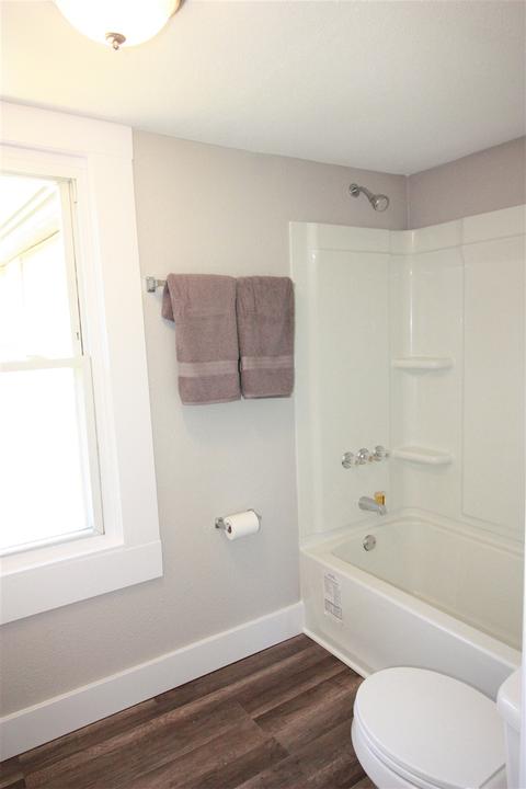 305 E Main St, Chalmers, IN 47929 photo 13
