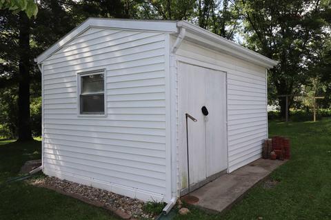 4740 S Harrell Rd, Bloomington, IN 47401 photo 6