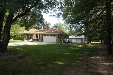 51624 Currant Rd, Granger, IN 46530 photo 2