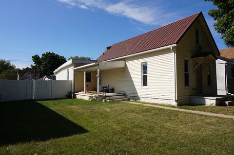 561 E 5th St, Peru, IN 46970 photo 2