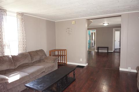 561 E 5th St, Peru, IN 46970 photo 5
