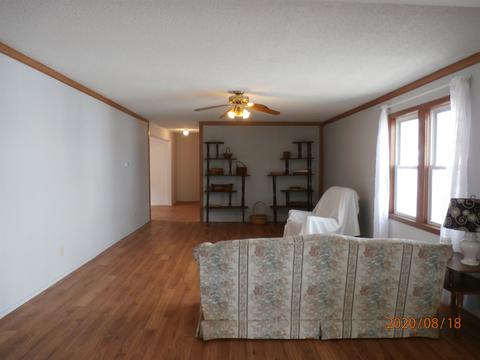 516 S Maple St, Bicknell, IN 47512 photo 4
