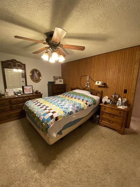 641 E Franklin St, Berne, IN 46711 photo 18