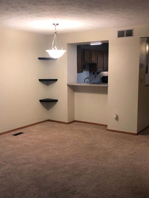 2319 E Winding Brook Ct, Bloomington, IN 47401 photo 6