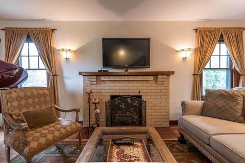 923 E University St, Bloomington, IN 47401 photo 6