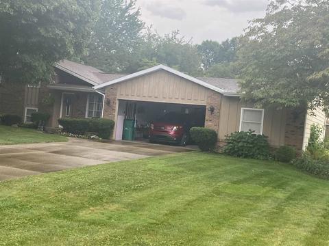 16200 Continental Ln, Granger, IN 46530 photo 3