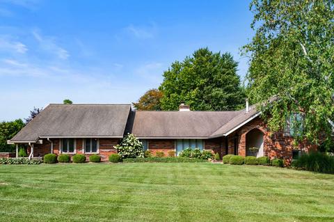 1107 N Shellbark Rd, Muncie, IN 47304 photo 2