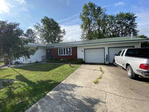 140 Spring St, Geneva, IN 46740 photo 3