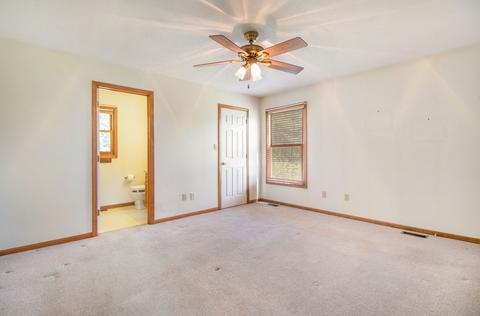 30855 Oakbrook Dr, Granger, IN 46530 photo 10