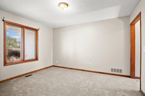 9727 Blue Mound Dr, Fort Wayne, IN 46804 photo 5