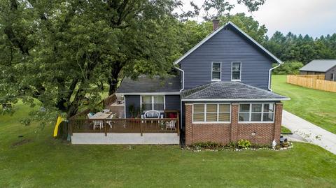 52827 Hickory Rd, Granger, IN 46530 photo 1
