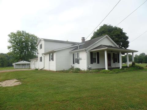 511 E Spring St, Bloomfield, IN 47424 photo 1
