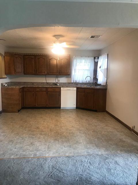 905 Tulip St, Mitchell, IN 47446 photo 11
