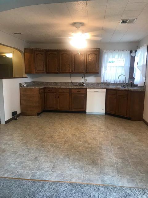 905 Tulip St, Mitchell, IN 47446 photo 12