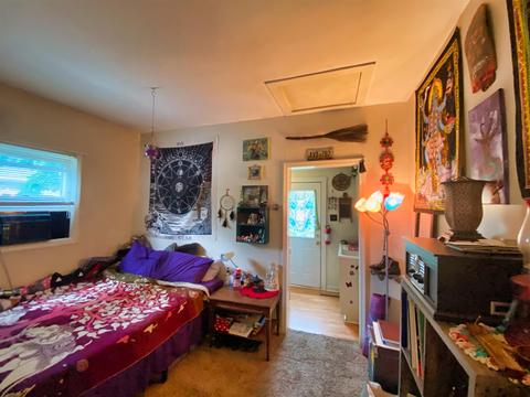 620 W Howe St, Bloomington, IN 47403 photo 2