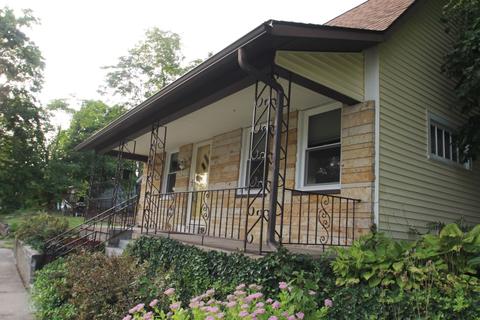 156 E Maple St, Wabash, IN 46992 photo 3