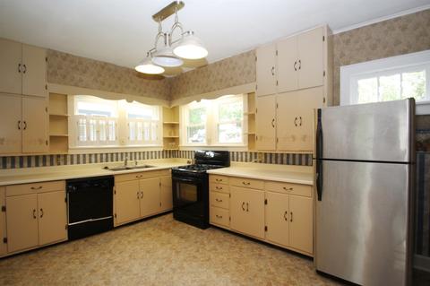 156 E Maple St, Wabash, IN 46992 photo 11