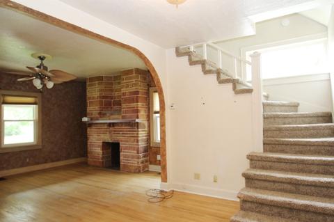 156 E Maple St, Wabash, IN 46992 photo 9
