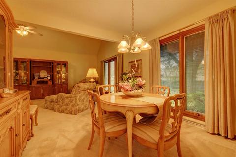 813 Duesenberg Dr, Auburn, IN 46706 photo 11