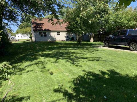 811 E Walnut, Greentown, IN 46936 photo 3