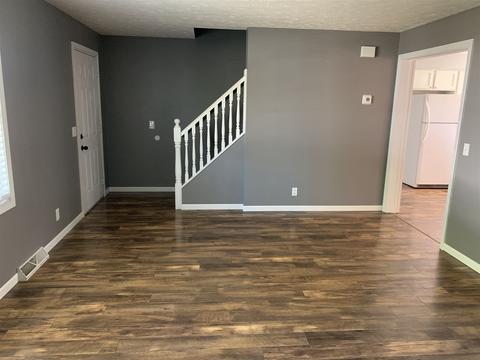 811 E Walnut, Greentown, IN 46936 photo 8