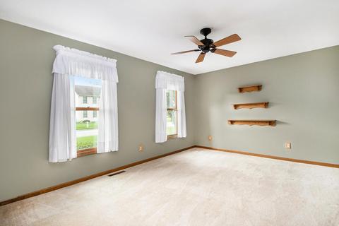 14337 Red Fox Dr, Granger, IN 46530 photo 5
